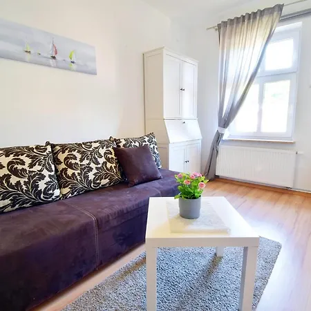 Avis - Апартаменты *